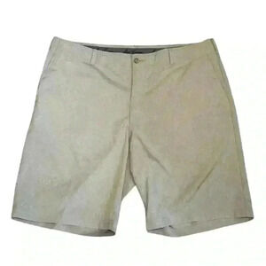 Ben Hogan Lightweight Zippered Front Khaki Shorts Men’s Big and Tall Size 42